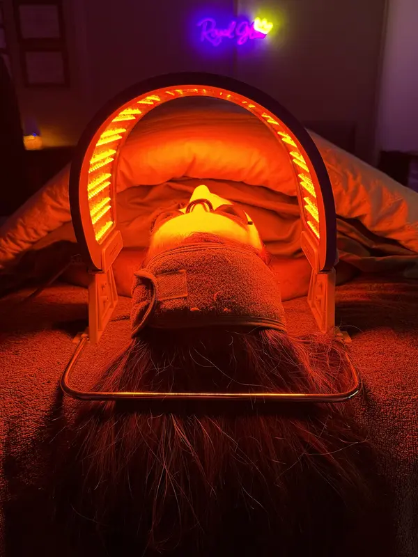 Professional LED red light therapy treatment at Royal Glow Beauty and Esthetics in Boardman Ohio